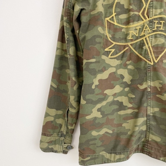 American Eagle Outfitters Camouflage Embroidered Jacket Size Small - Picture 11 of 15